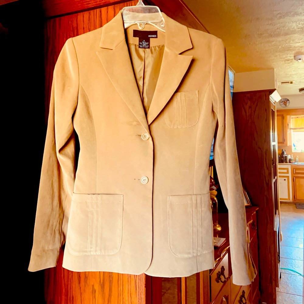 Blazer Hennessy